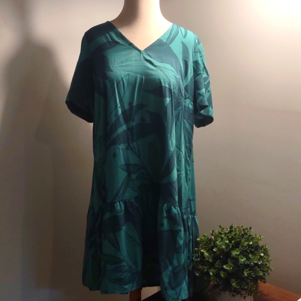 Palm print dress
